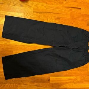 🦞 NWT youth pants size medium 8/10 black pants